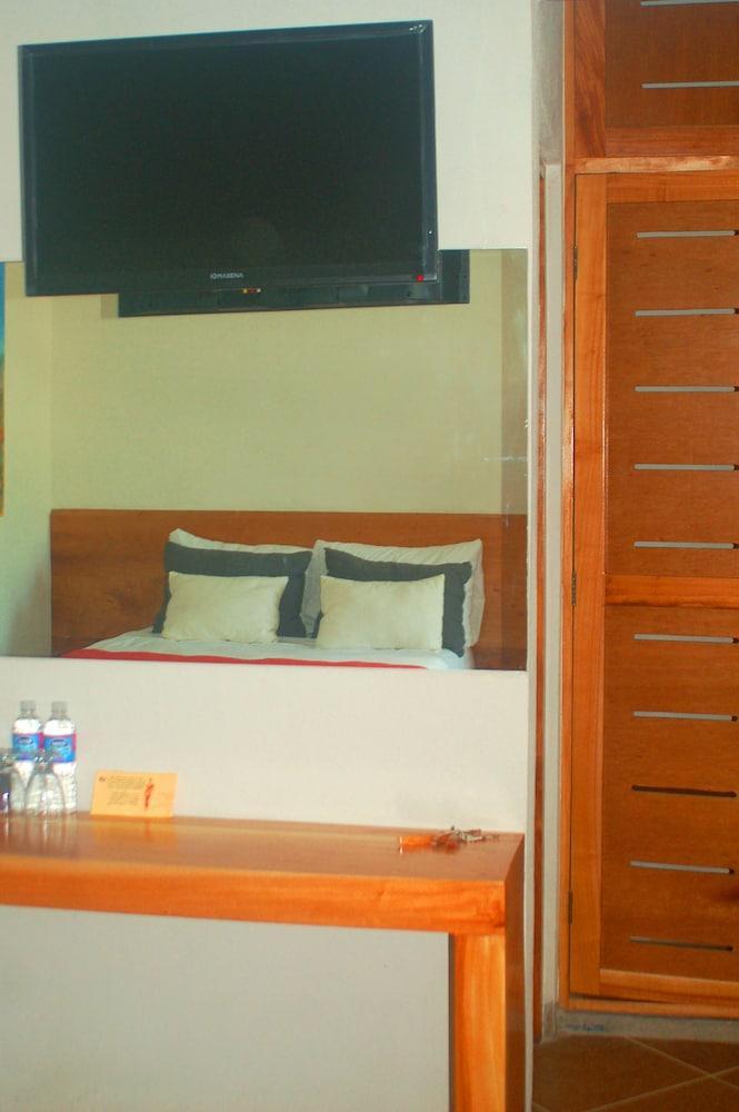Tuxtla Gutiérrez Axkan Arte Hotel Tuxtla מראה חיצוני תמונה